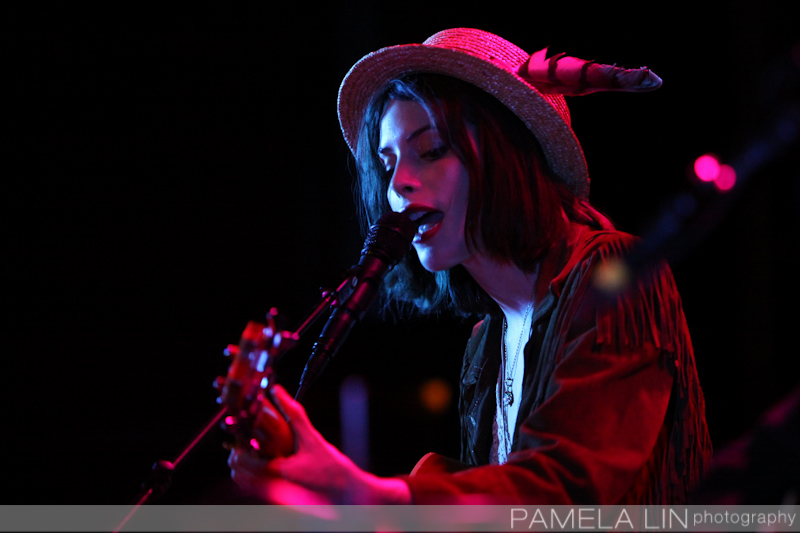 The Ghost of a Saber Tooth Tiger & Laura Gibson | Live at The Troubadour